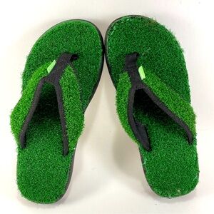 Sanuk U Furreal St Grassy Sandals Flip Flops Green Turf Unisex Women 8 Mens 7